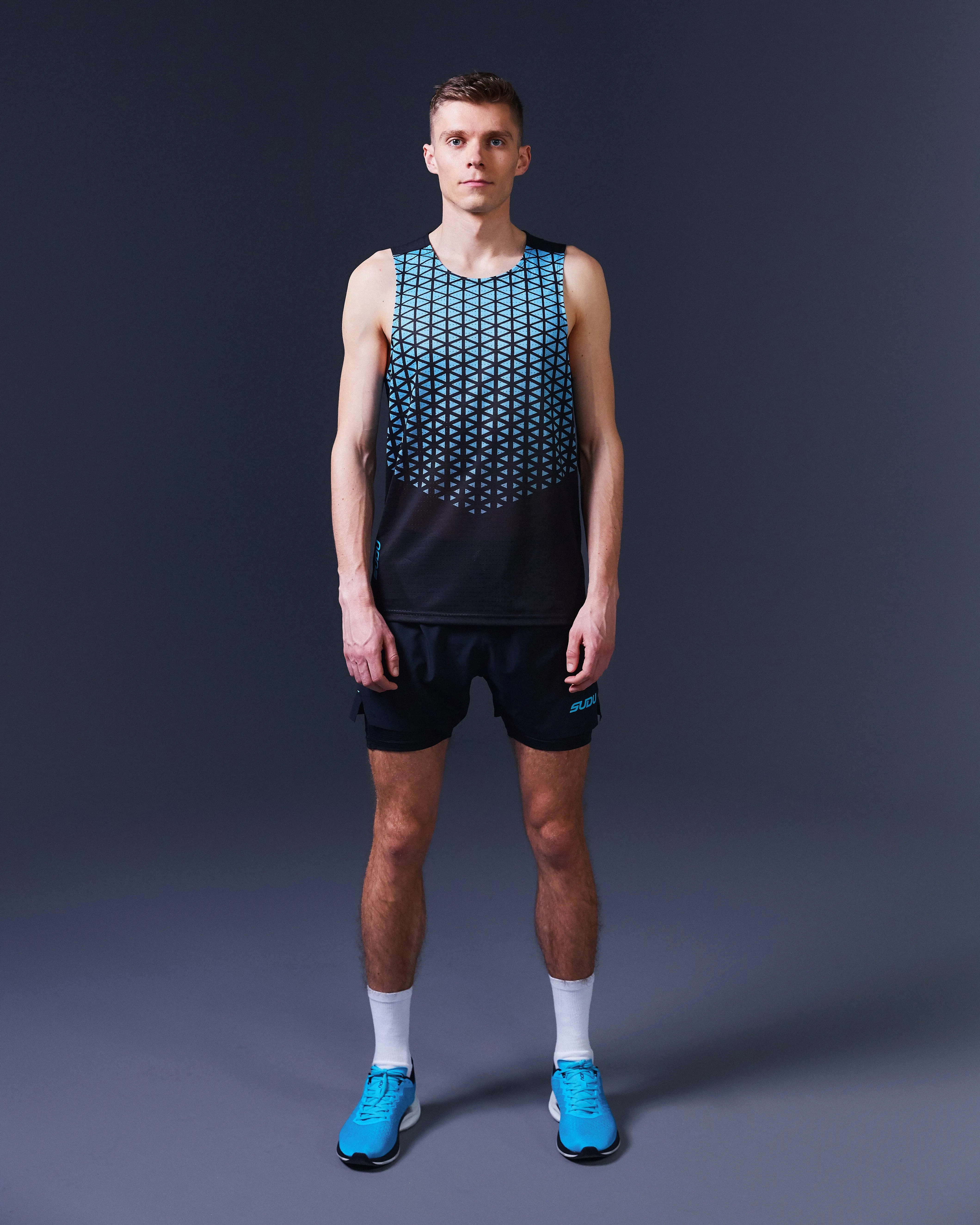 SRV 01 Run Vest - Black/Light Blue