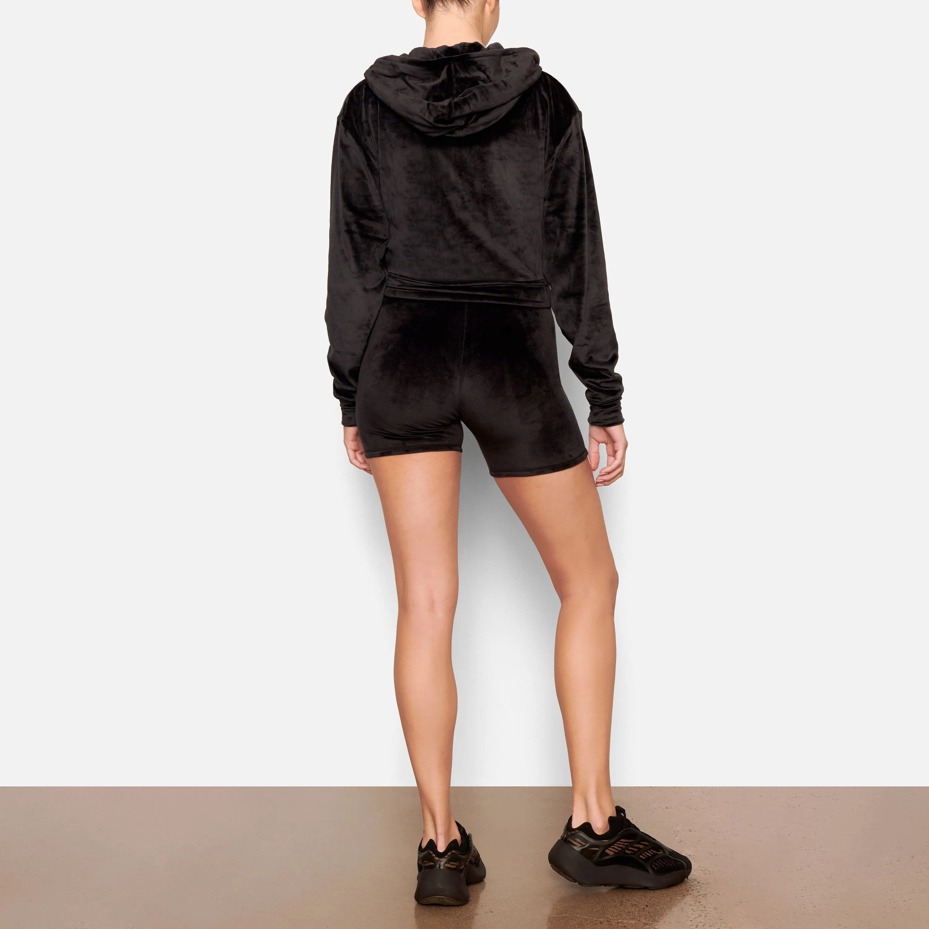 VELOUR HOODIE | SOOT